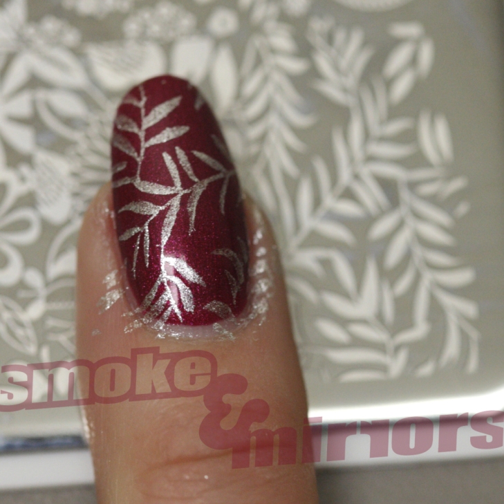 nail stamp with logo 003